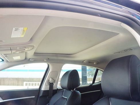 New 2026 Genesis G70 2.5T Prestige image 18