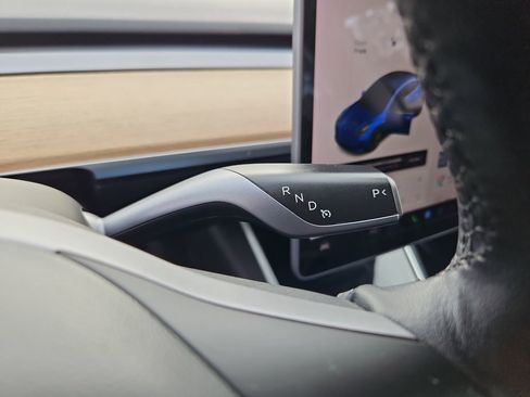 Used 2020 Tesla Model 3 Performance image 13