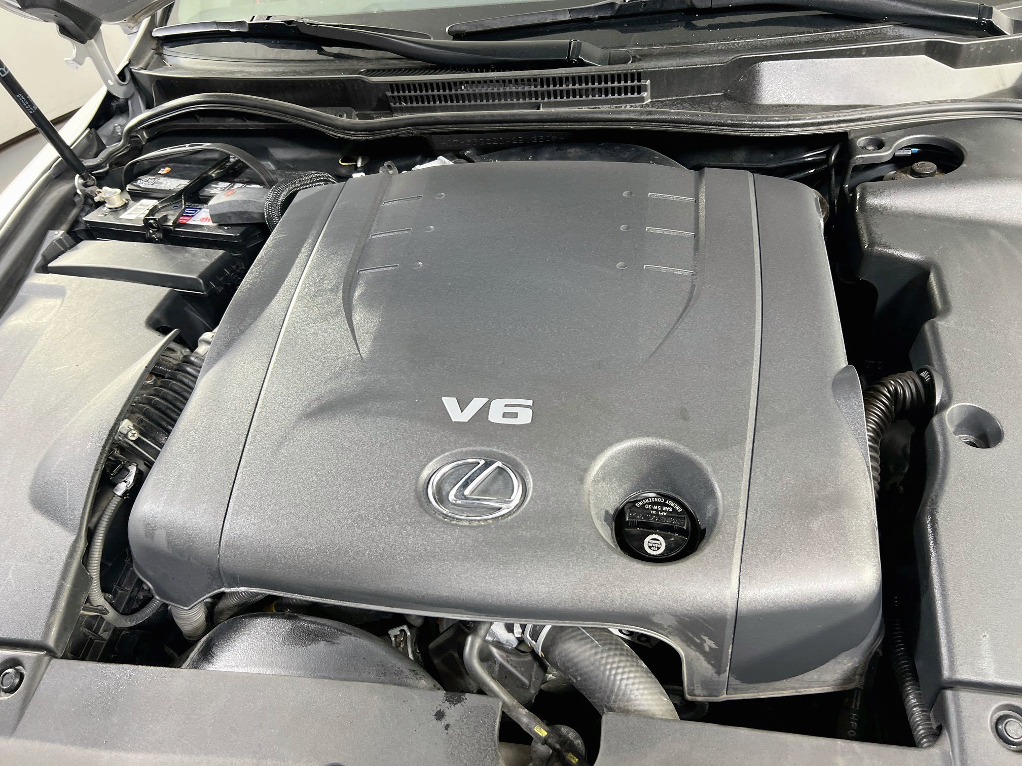 Used 2010 Lexus IS 250C w/ Luxury Pkg RWD image 29
