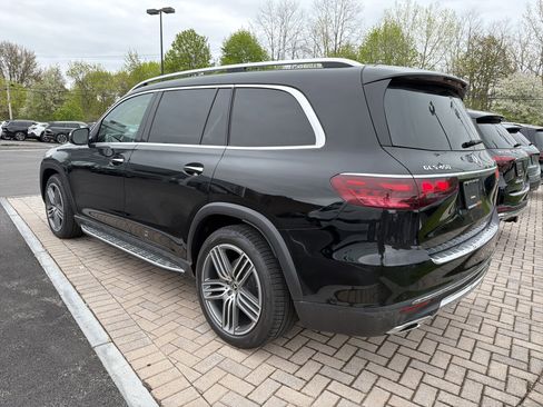 New 2026 Mercedes-Benz GLS 450 4MATIC image 5