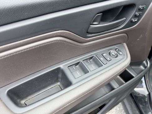 Used 2018 Honda Odyssey EX-L image 15