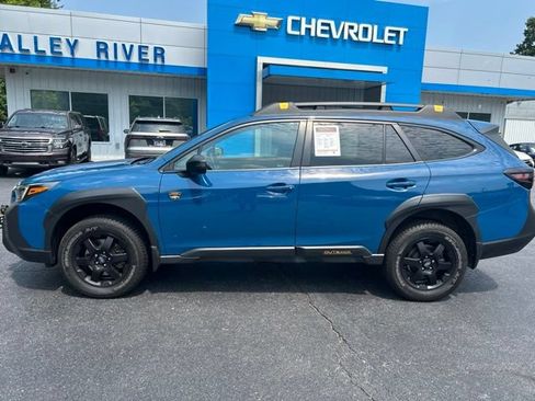 Used 2023 Subaru Outback Wilderness AWD/4WD image 7