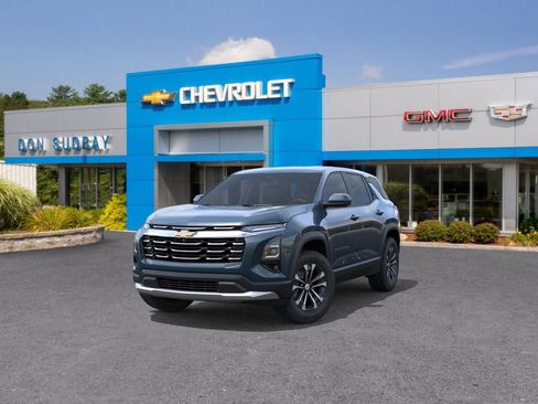 New 2026 Chevrolet Equinox LT w/ Convenience Package II image 8