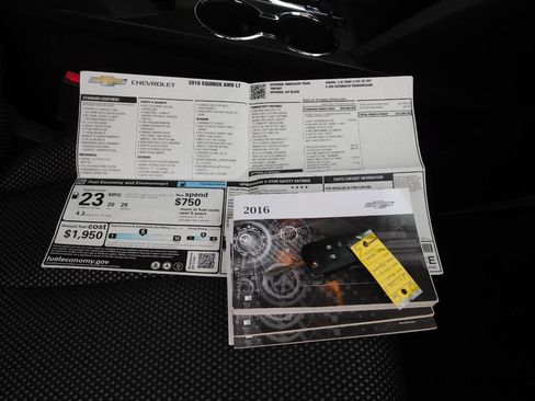 Used 2016 Chevrolet Equinox LT w/ Convenience Package image 9