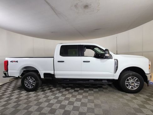 Used 2025 Ford F250 XLT AWD/4WD image 8