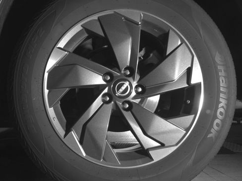 Used 2025 Nissan Rogue SV image 14