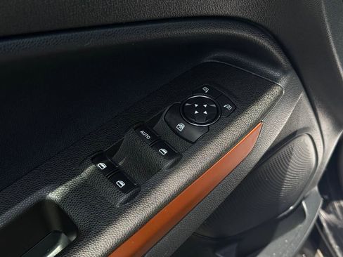 Used 2018 Ford EcoSport SES w/ SES Cold Weather Package image 18