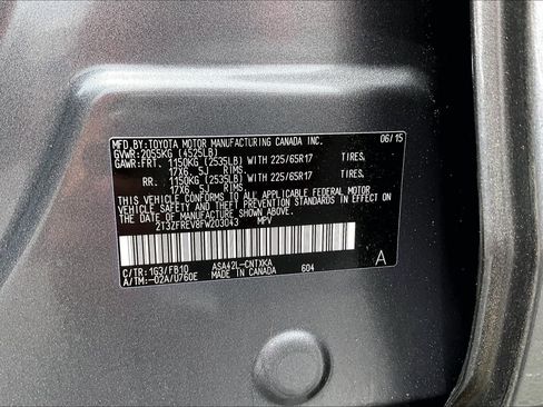 Used 2015 Toyota RAV4 LE FWD image 28