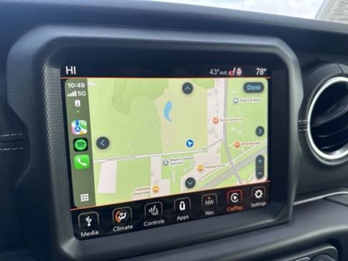 Used 2022 Jeep Gladiator Overland w/ Popular Equipment Package image 6