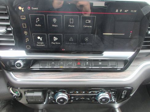 New 2026 GMC Sierra 1500 SLT w/ SLT Premium Package image 18