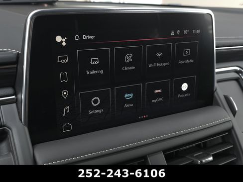 Used 2024 GMC Yukon SLT w/ SLT Luxury Package AWD/4WD image 21