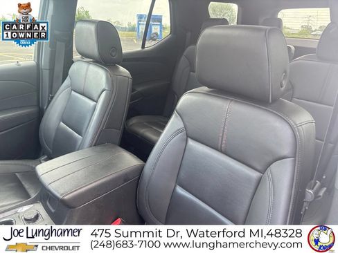 Used 2023 Chevrolet Traverse RS w/ LPO, Floor Liner Package AWD/4WD image 14