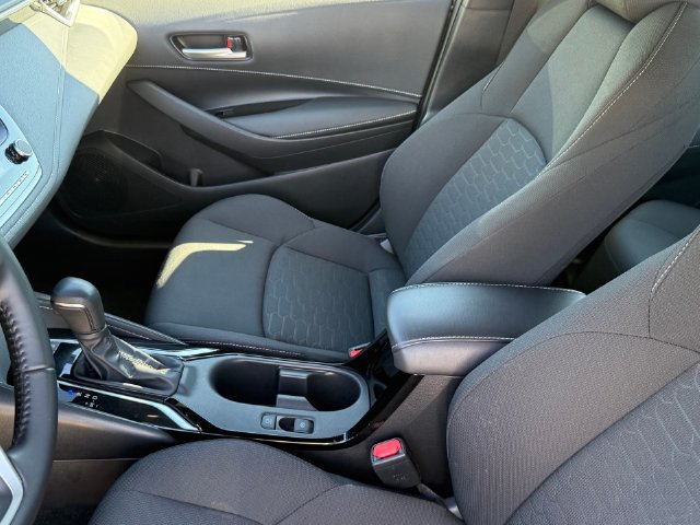 Used 2026 Toyota Corolla SE FWD image 13