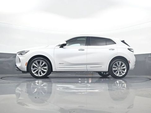 Used 2023 Buick Envision Avenir AWD/4WD image 28
