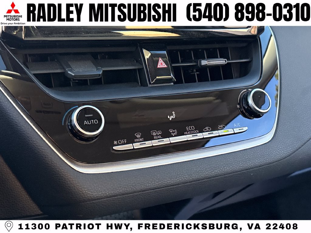 Used 2020 Toyota Corolla LE FWD image 10
