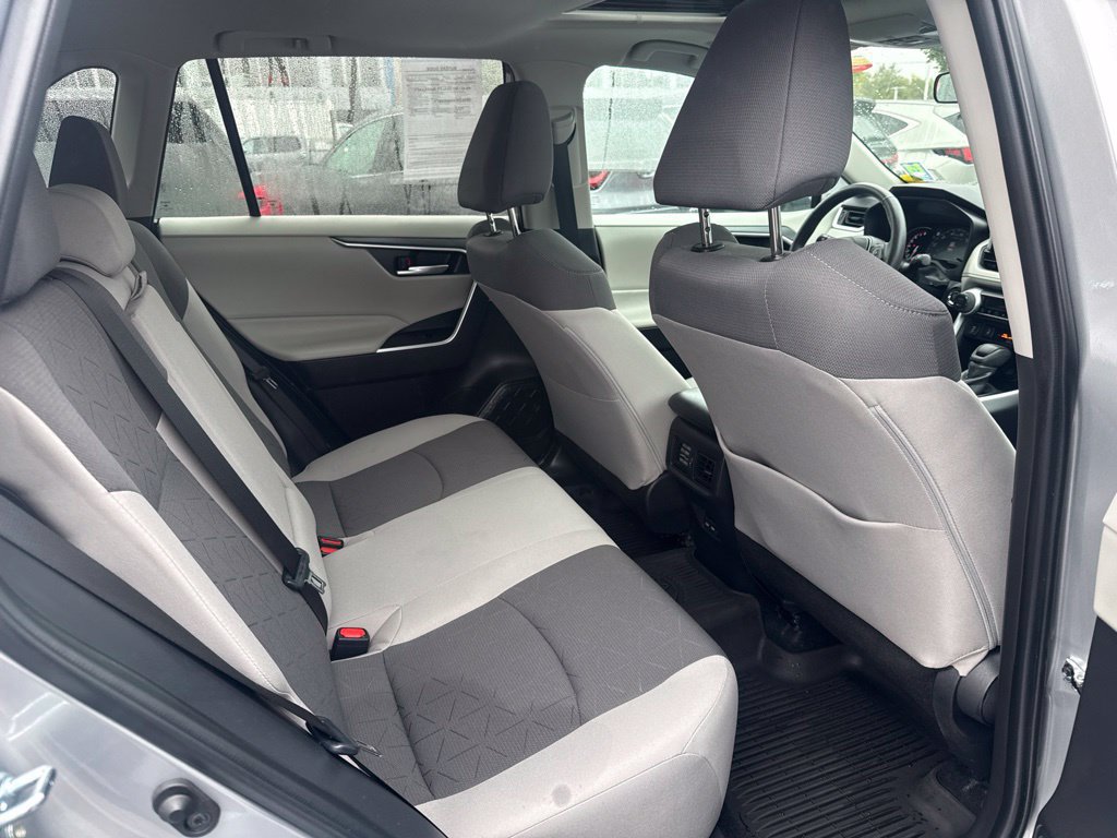 Used 2025 Toyota RAV4 XLE w/ Convenience Package AWD/4WD image 20
