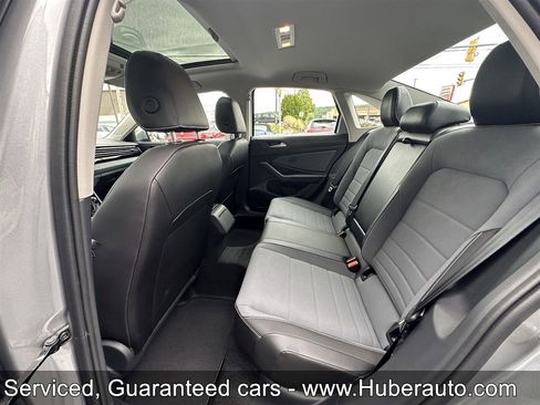 Used 2026 Volkswagen Jetta SE FWD image 11