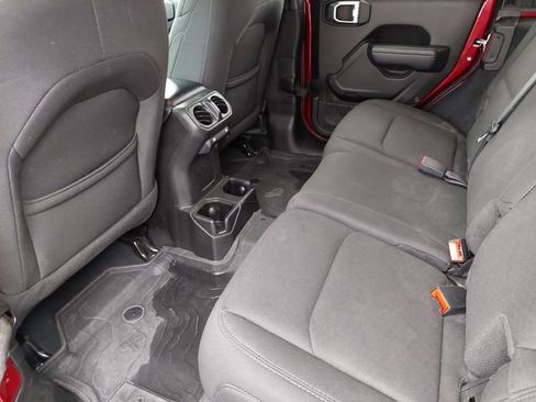 Used 2022 Jeep Wrangler Unlimited Sport image 19