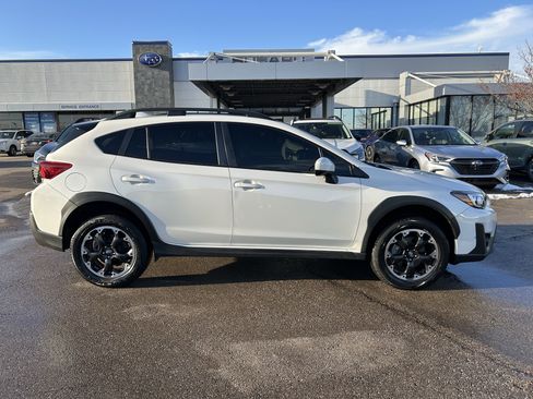 Used 2023 Subaru Crosstrek 2.0i Premium image 8
