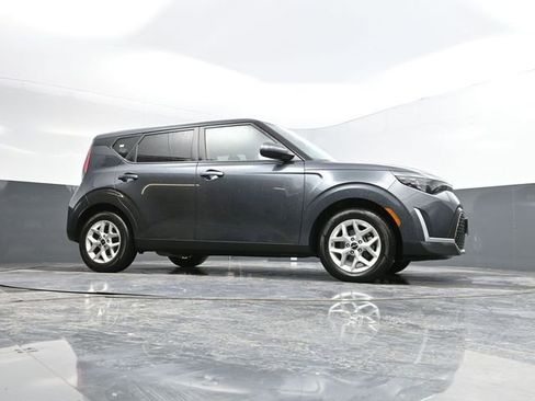 Used 2024 Kia Soul LX w/ LX Technology Package image 45