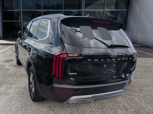 Used 2021 Kia Telluride EX image 3