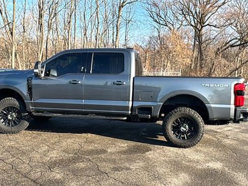 Used 2023 Ford F250 Lariat w/ Lariat Ultimate Package image 6