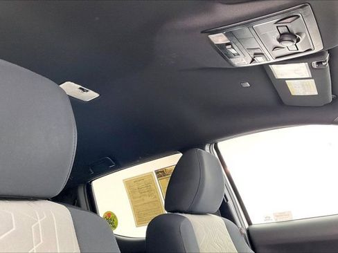 Used 2020 Toyota Tacoma TRD Off-Road image 24