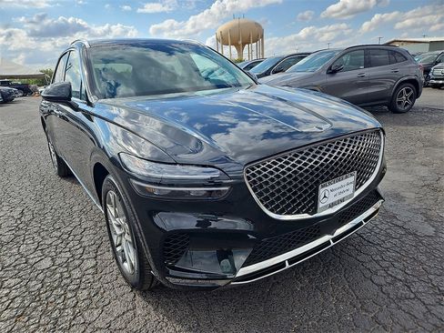 Used 2025 Genesis GV70 2.5T image 11