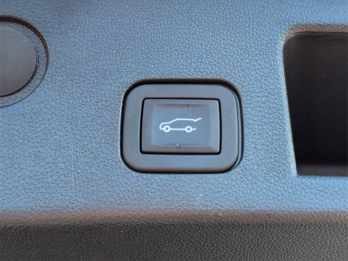 Certified 2025 Chevrolet Equinox ACTIV w/ Safety and Technology Package image 31