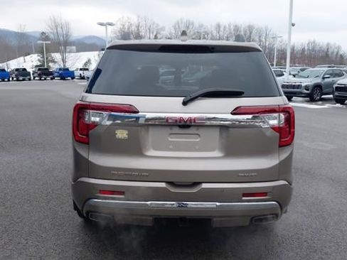 Used 2022 GMC Acadia Denali w/ Denali Ultimate Package AWD/4WD image 5