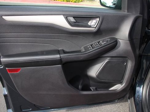 Certified 2022 Ford Escape SE w/ Convenience Package FWD image 22