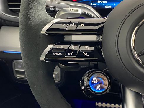 New 2026 Mercedes-Benz GLE 53 AMG 4MATIC Coupe image 17