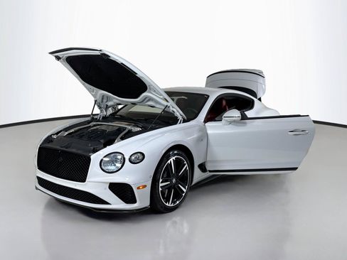 Used 2022 Bentley Continental GT AWD/4WD image 40