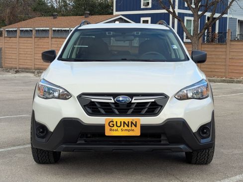 Used 2021 Subaru Crosstrek 2.0i image 9