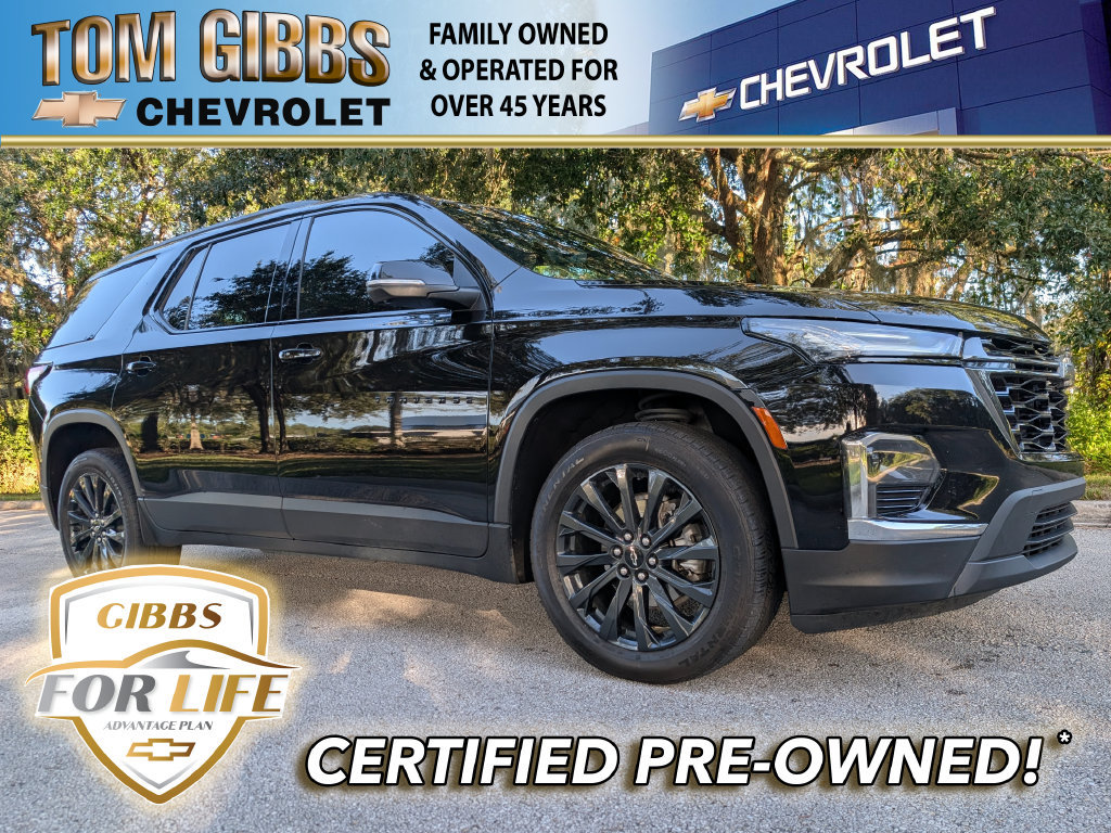 Used 2023 Chevrolet Traverse RS FWD image 1