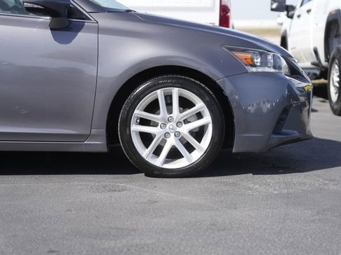 Used 2015 Lexus CT 200h w/ Seat Comfort Package image 4