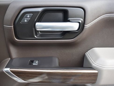 Used 2021 Chevrolet Silverado 1500 LT w/ Texas Edition Plus image 14