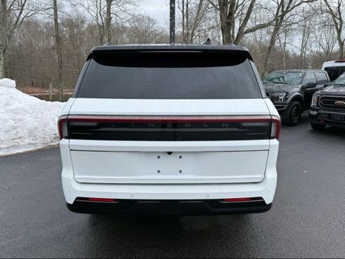 Used 2025 Lincoln Navigator L Black Label AWD/4WD image 5
