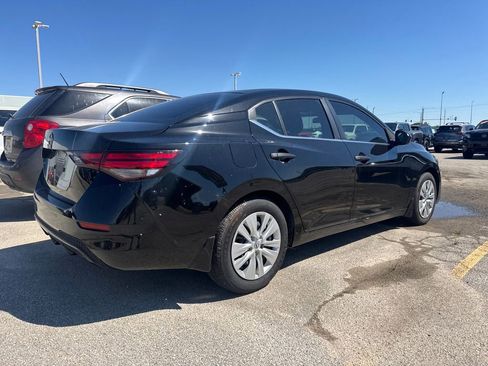 Used 2025 Nissan Sentra S FWD image 5