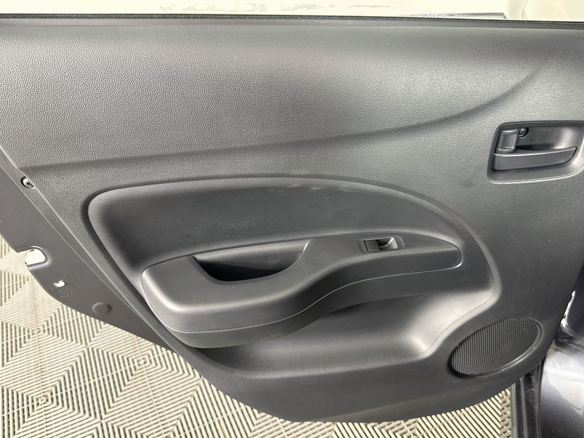Used 2024 Mitsubishi Mirage ES FWD image 23