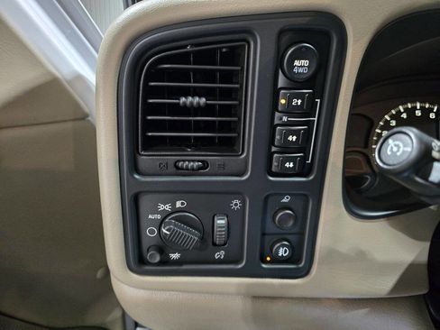 Used 2005 Chevrolet Silverado 1500 4x4 Crew Cab w/ Safe And Sound Package image 71