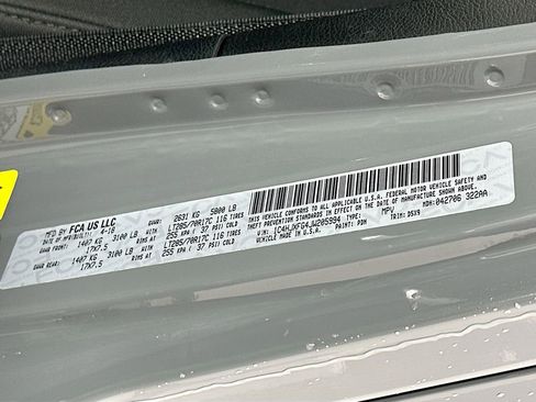 Used 2018 Jeep Wrangler Unlimited Rubicon w/ Dual Top Group image 31