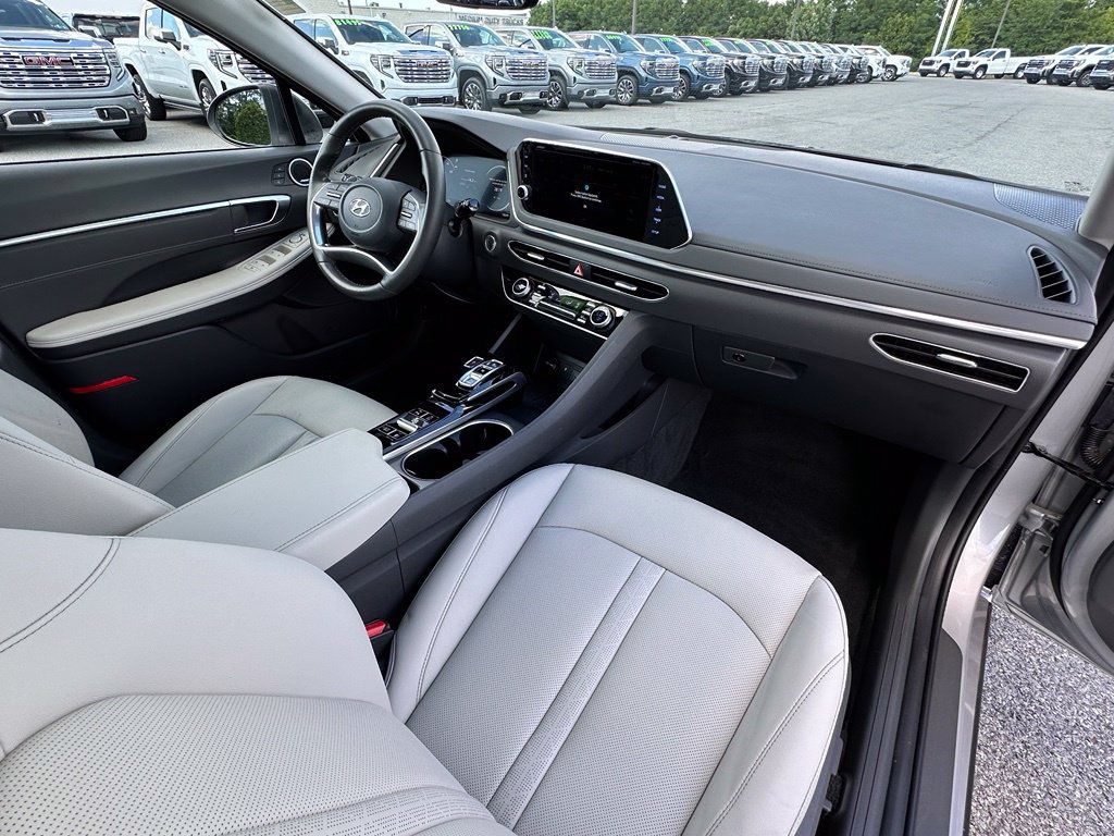 Used 2023 Hyundai Sonata Limited FWD image 14