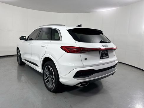 Used 2025 Audi Q5 Premium Plus w/ Premium Plus AWD/4WD image 31