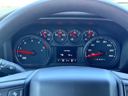 Used 2025 Chevrolet Silverado 2500 Custom w/ Custom Value Package image 23