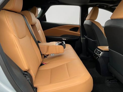 Certified 2025 Lexus RX 350 Premium w/ Convenience Package image 8