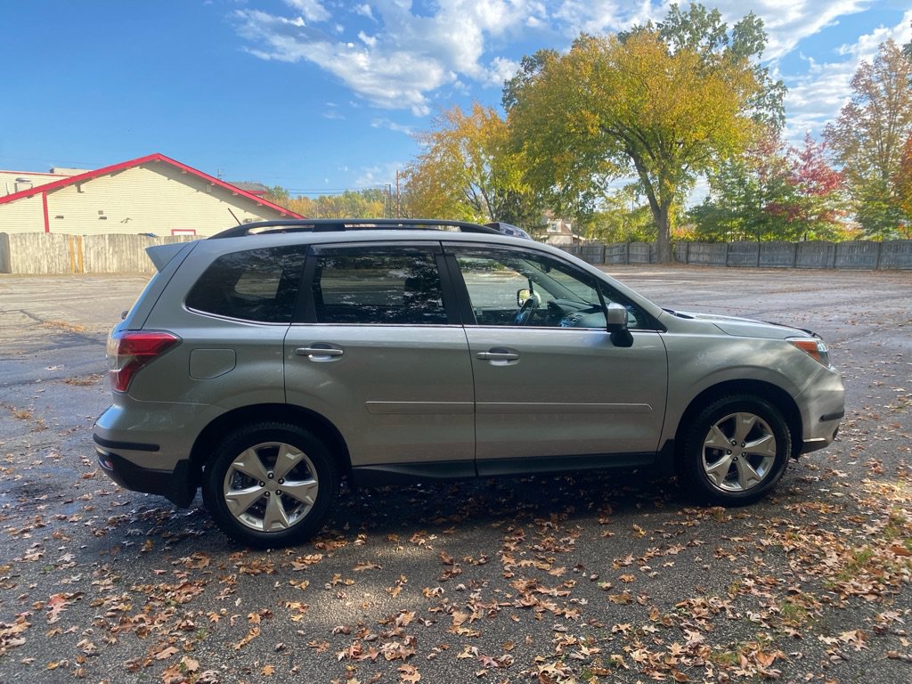 Used 2014 Subaru Forester 2.5i Limited AWD/4WD image 6