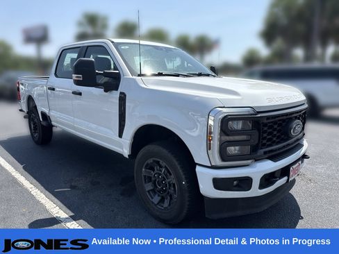 Used 2024 Ford F250 XL w/ STX Appearance Package AWD/4WD image 1