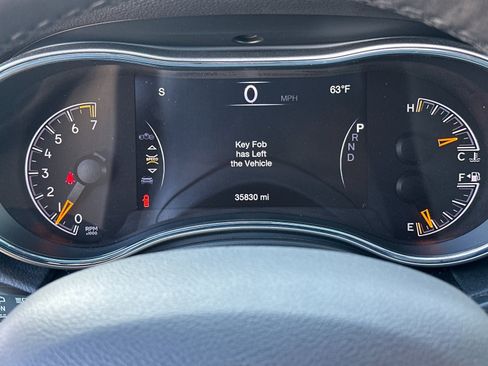 Used 2021 Jeep Grand Cherokee Limited image 23