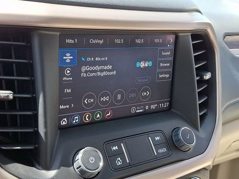 Used 2022 GMC Acadia Denali w/ Denali Ultimate Package FWD image 18